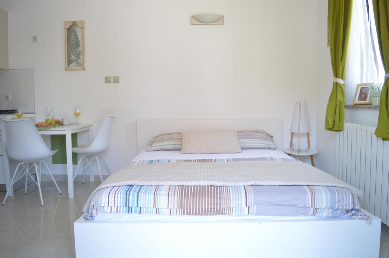 Apartments Villa Alba II Пореч Экстерьер фото